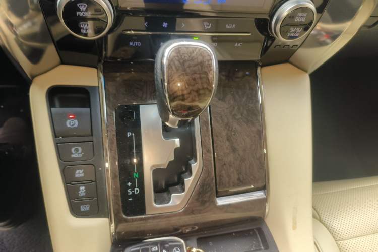 Used Toyota Alphard 2020 Dual-Engine 2.5L Prestige Edition Gear Lever