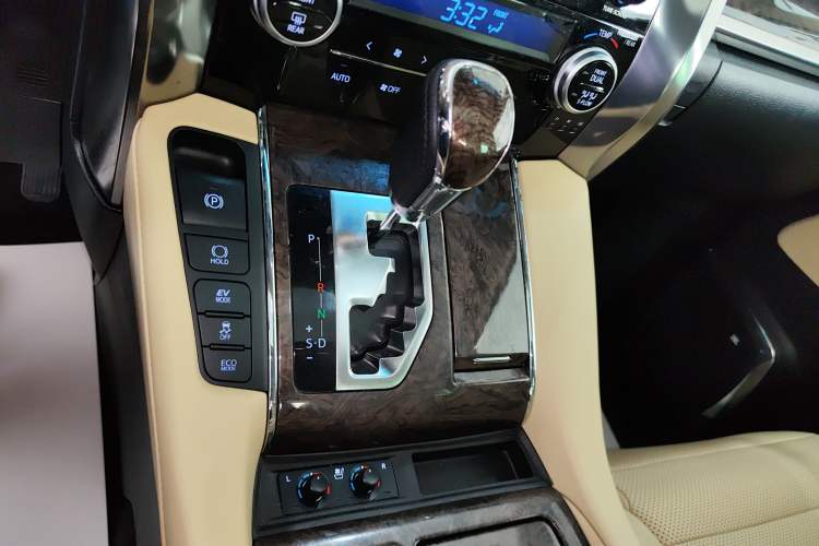 Used Toyota Alphard 2020 Dual-Engine 2.5L Prestige Edition Gear Lever