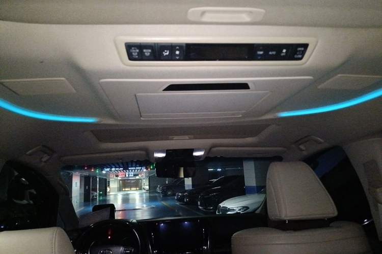 Used Toyota Alphard 2020 Dual-Engine 2.5L Luxury Edition Headliner