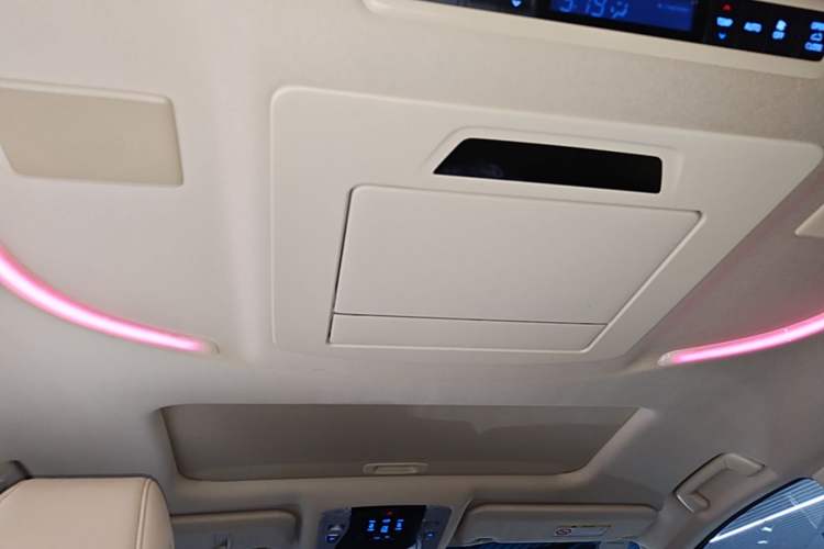 Used Toyota Alphard 2020 Dual-Engine 2.5L Luxury Edition Headliner