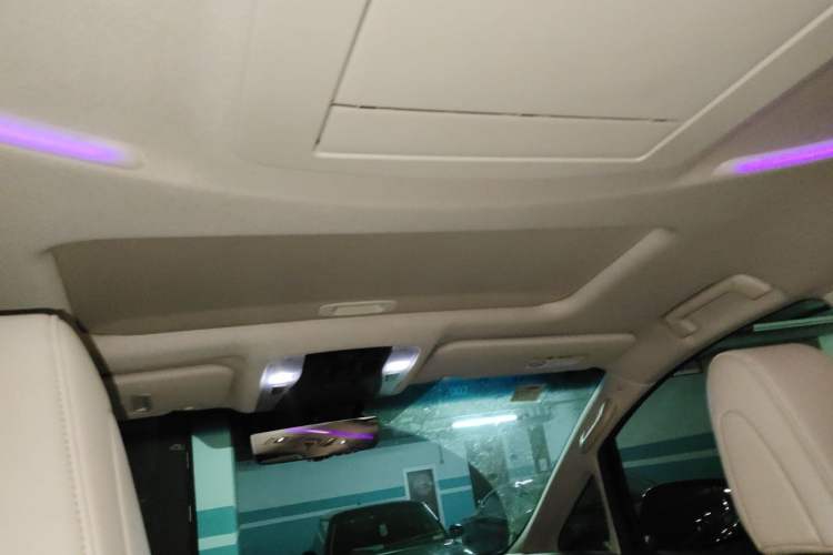 Used Toyota Alphard 2020 Dual-Engine 2.5L Luxury Edition Headliner