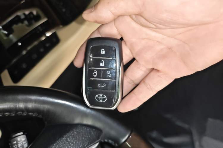 Used Toyota Alphard 2020 Dual-Engine 2.5L Prestige Edition Interior 1