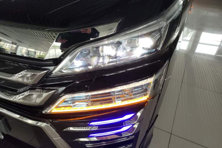 Used Toyota Alphard 2020 Dual-Engine 2.5L Luxury Edition Left Front Headlight