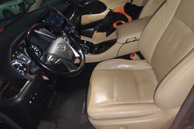 Used Toyota Alphard 2020 Dual-Engine 2.5L Luxury Edition Left Front Seat