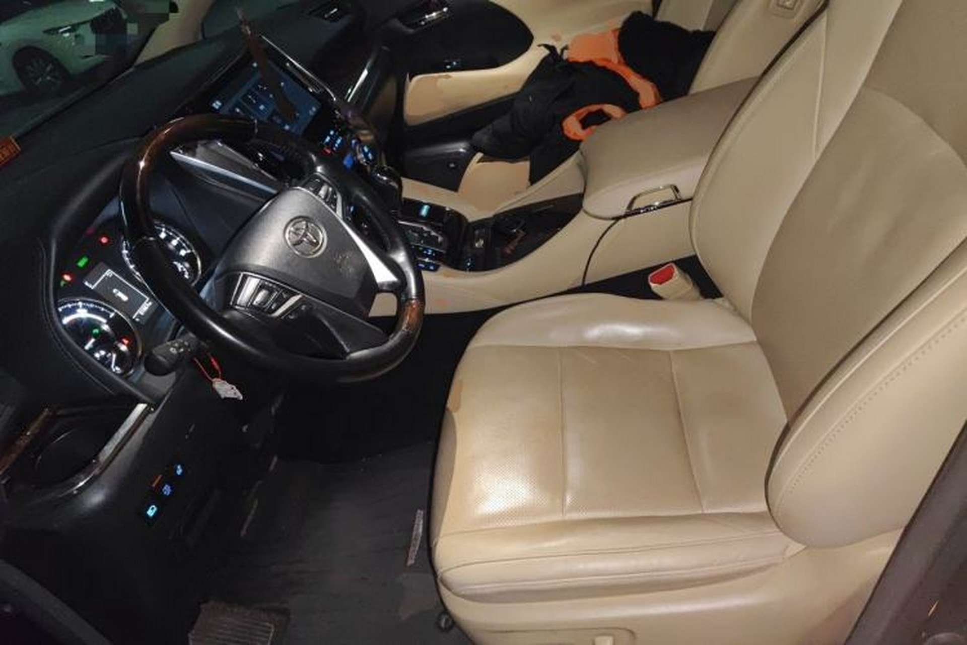 Used Toyota Alphard 2020 Dual-Engine 2.5L Luxury Edition Left Front Seat