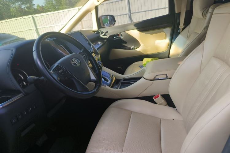 Used Toyota Alphard 2020 Dual-Engine 2.5L Prestige Edition Left Front Seat