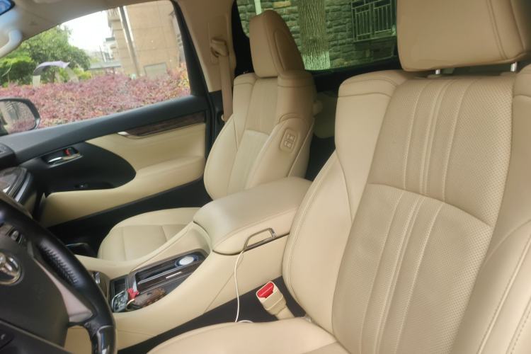 Used Toyota Alphard 2020 Dual-Engine 2.5L Prestige Edition Left Front Seat