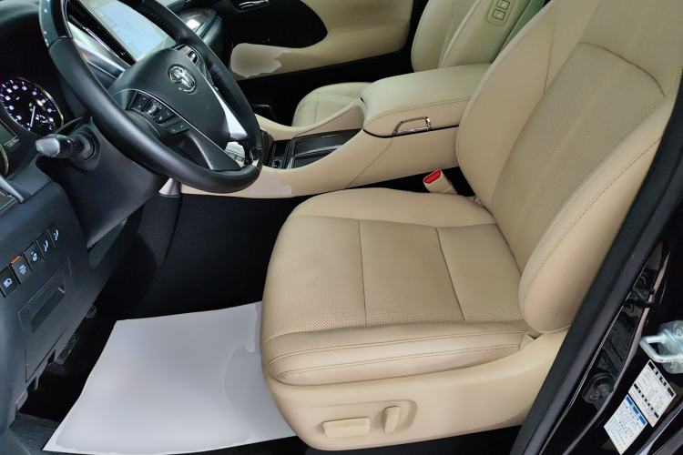 Used Toyota Alphard 2020 Dual-Engine 2.5L Prestige Edition Left Front Seat