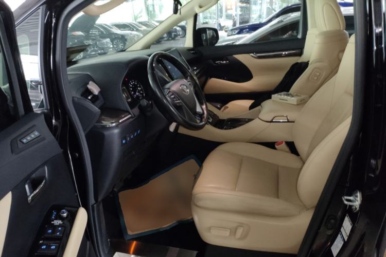 Used Toyota Alphard 2020 Dual-Engine 2.5L Luxury Edition Left Front Seat