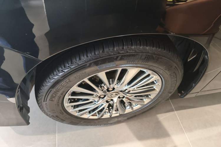 Used Toyota Alphard 2020 Dual-Engine 2.5L Luxury Edition Left Front Wheel Hub