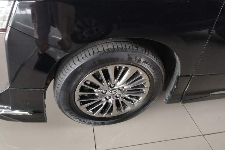 Used Toyota Alphard 2020 Dual-Engine 2.5L Luxury Edition Left Front Wheel Hub