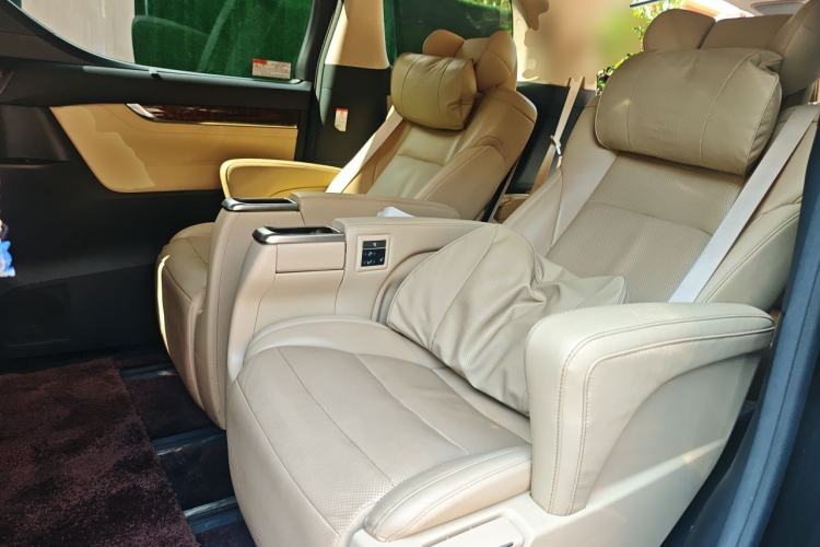 Used Toyota Alphard 2020 Dual-Engine 2.5L Luxury Edition Left Rear Seat