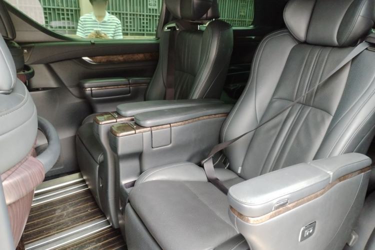 Used Toyota Alphard 2020 Dual-Engine 2.5L Prestige Edition Left Rear Seat
