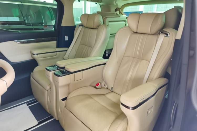 Used Toyota Alphard 2020 Dual-Engine 2.5L Prestige Edition Left Rear Seat