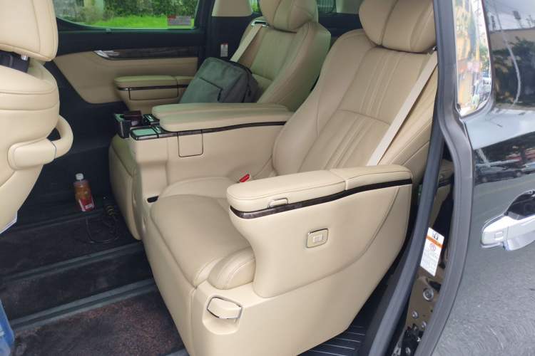 Used Toyota Alphard 2020 Dual-Engine 2.5L Prestige Edition Left Rear Seat