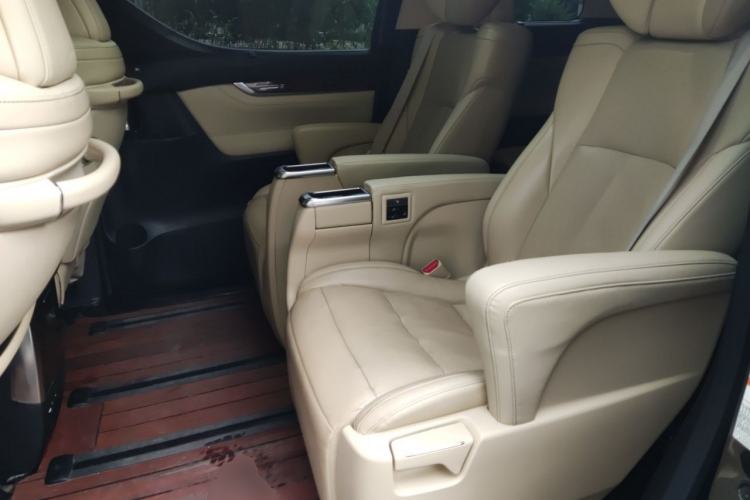 Used Toyota Alphard 2020 Dual-Engine 2.5L Luxury Edition Left Rear Seat