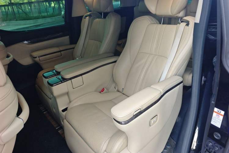 Used Toyota Alphard 2020 Dual-Engine 2.5L Prestige Edition Left Rear Seat