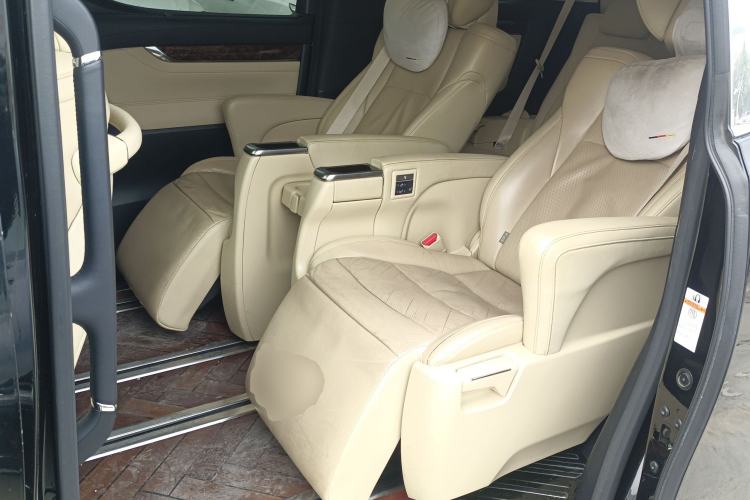 Used Toyota Alphard 2020 Dual-Engine 2.5L Luxury Edition Left Rear Seat