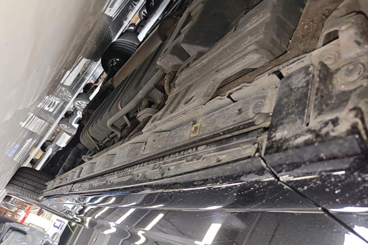 Used Toyota Alphard 2020 Dual-Engine 2.5L Luxury Edition Left Side Sill