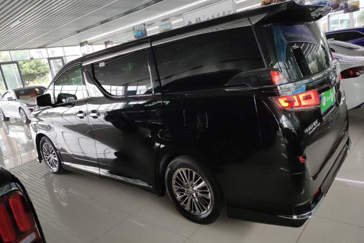 Used Toyota Alphard 2020 Dual-Engine 2.5L Luxury Edition Left Side