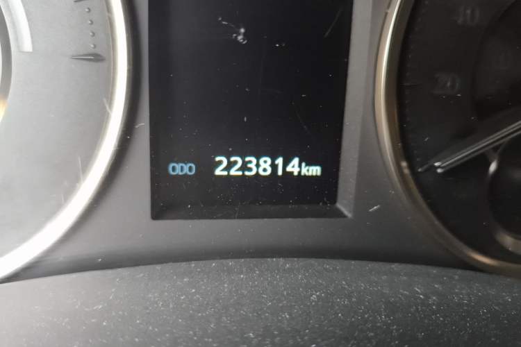Used Toyota Alphard 2020 Dual-Engine 2.5L Prestige Edition Odometer Close Up