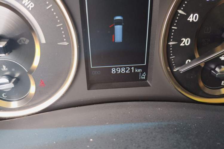 Used Toyota Alphard 2020 Dual-Engine 2.5L Prestige Edition Odometer Close Up