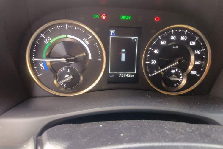 Used Toyota Alphard 2020 Dual-Engine 2.5L Prestige Edition Odometer Close Up
