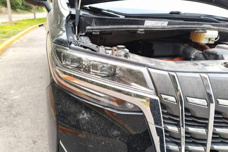 Used Toyota Alphard 2020 Dual-Engine 2.5L Prestige Edition Right Front Headlight