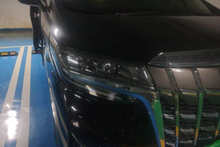 Used Toyota Alphard 2020 Dual-Engine 2.5L Prestige Edition Right Front Headlight