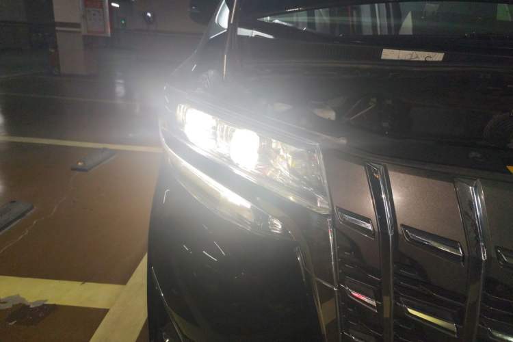 Used Toyota Alphard 2020 Dual-Engine 2.5L Prestige Edition Right Front Headlight