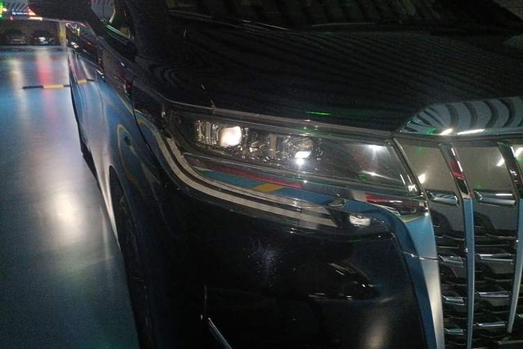 Used Toyota Alphard 2020 Dual-Engine 2.5L Luxury Edition Right Front Headlight