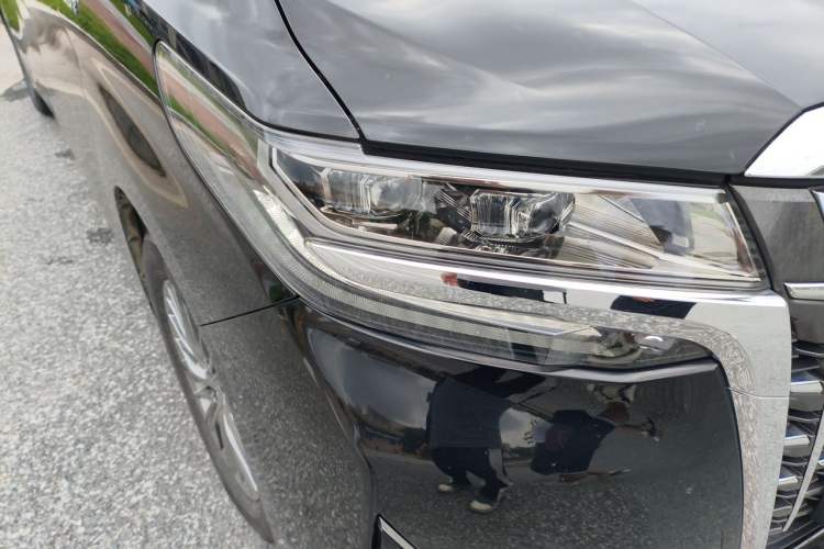 Used Toyota Alphard 2020 Dual-Engine 2.5L Prestige Edition Right Front Headlight
