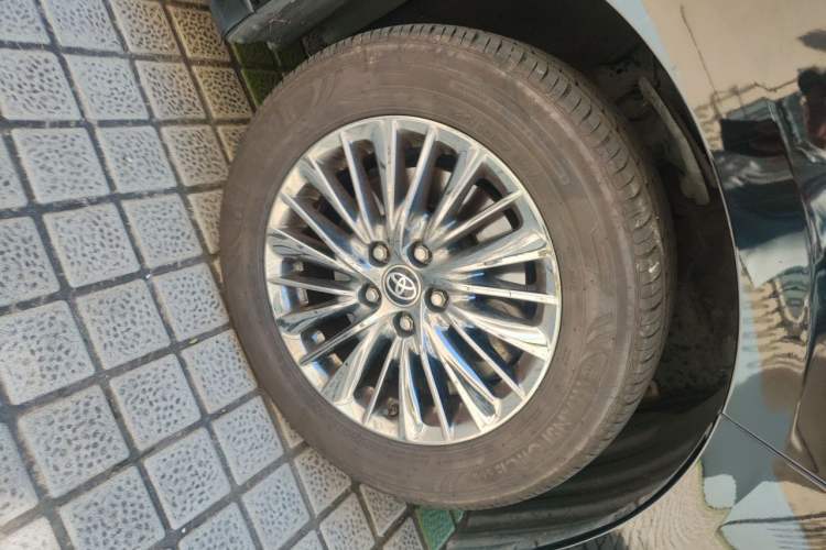 Used Toyota Alphard 2020 Dual-Engine 2.5L Prestige Edition Right Front Wheel Hub