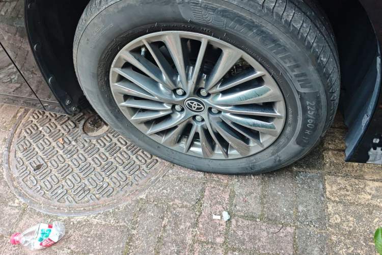 Used Toyota Alphard 2020 Dual-Engine 2.5L Luxury Edition Right Front Wheel Hub