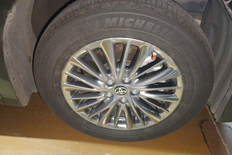 Used Toyota Alphard 2020 Dual-Engine 2.5L Prestige Edition Right Front Wheel Hub