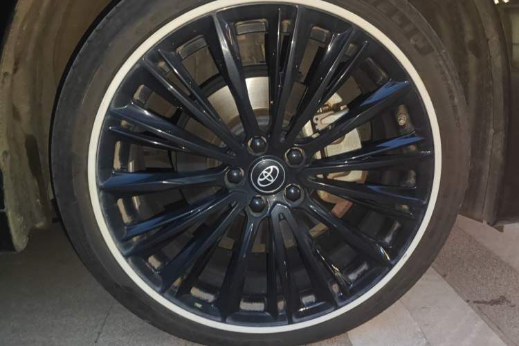 Used Toyota Alphard 2020 Dual-Engine 2.5L Prestige Edition Right Front Wheel Hub