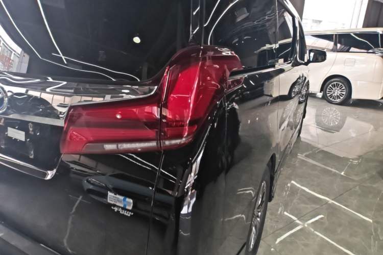 Used Toyota Alphard 2020 Dual-Engine 2.5L Prestige Edition Right Rear Taillight