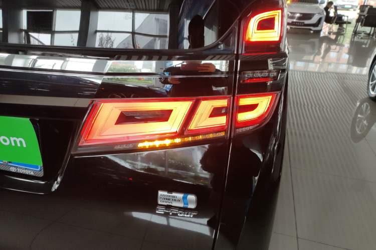 Used Toyota Alphard 2020 Dual-Engine 2.5L Luxury Edition Right Rear Taillight
