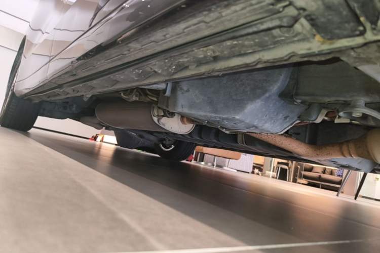 Used Toyota Alphard 2020 Dual-Engine 2.5L Luxury Edition Right Side Sill