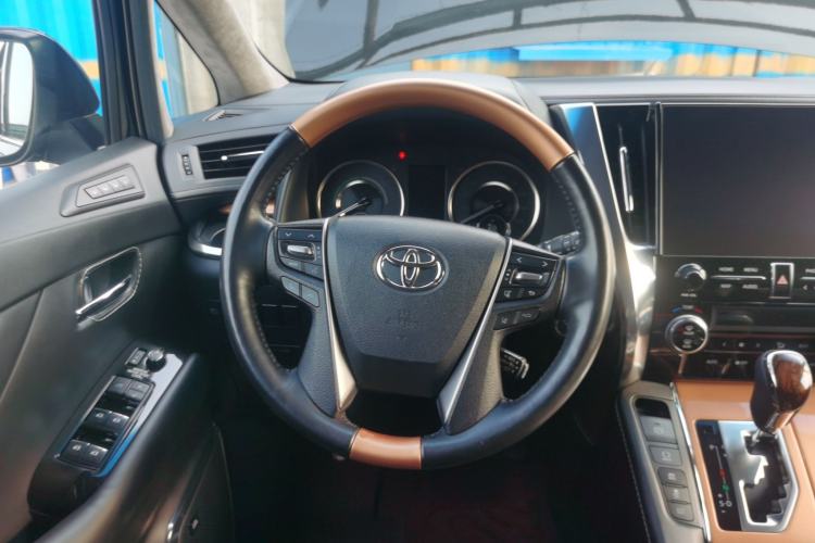 Used Toyota Alphard 2020 Dual-Engine 2.5L Luxury Edition Steering Wheel