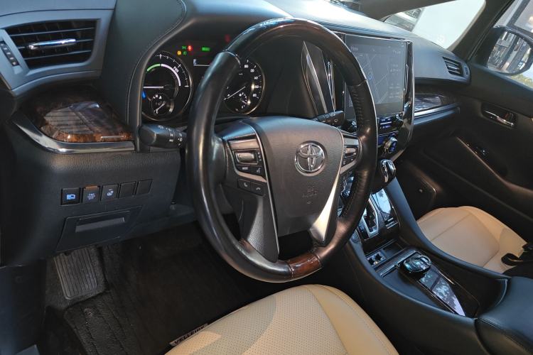 Used Toyota Alphard 2020 Dual-Engine 2.5L Luxury Edition Steering Wheel