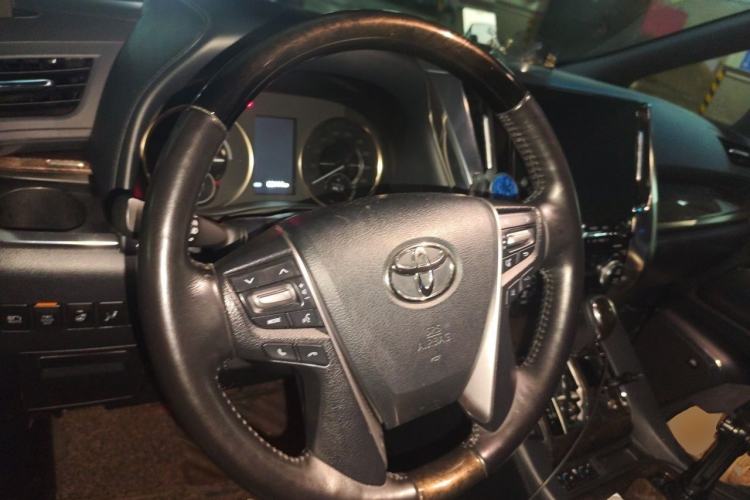 Used Toyota Alphard 2020 Dual-Engine 2.5L Prestige Edition Steering Wheel