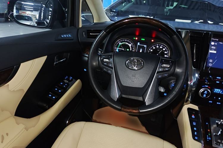Used Toyota Alphard 2020 Dual-Engine 2.5L Luxury Edition Steering Wheel