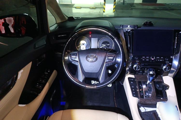 Used Toyota Alphard 2020 Dual-Engine 2.5L Prestige Edition Steering Wheel