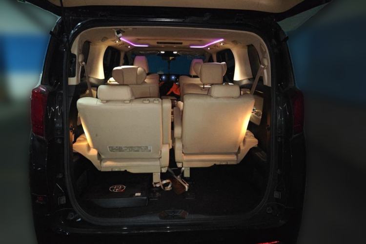 Used Toyota Alphard 2020 Dual-Engine 2.5L Luxury Edition Trunk