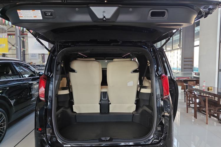 Used Toyota Alphard 2020 Dual-Engine 2.5L Luxury Edition Trunk