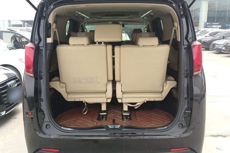 Used Toyota Alphard 2020 Dual-Engine 2.5L Luxury Edition Trunk