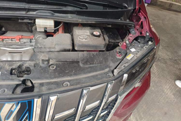 Used Toyota Alphard 2020 Dual-Engine 2.5L Prestige Edition Engine Bay Left