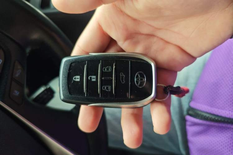 Used Toyota Alphard 2020 Dual-Engine 2.5L Prestige Edition Vehicle Key