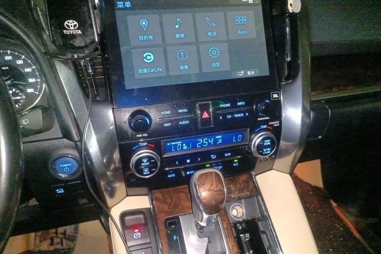Used Toyota Alphard 2020 Dual-Engine 2.5L Luxury Edition Audio And AC Panel